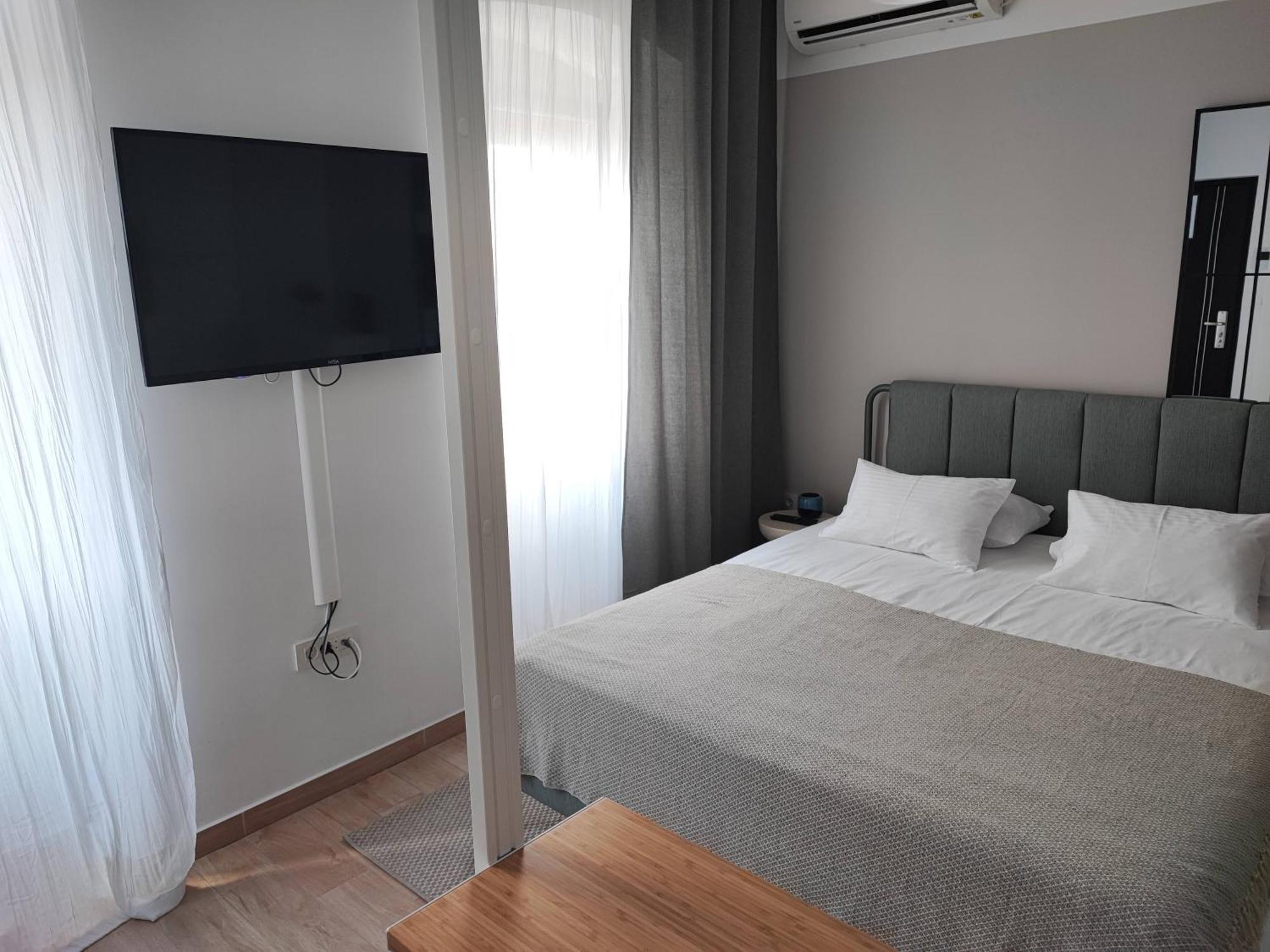Agostini - Self Check-In Studios - Free Gated Parking On Site Rijeka Exteriör bild